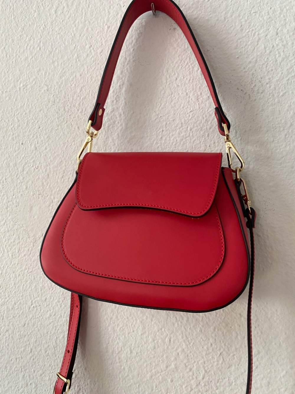 Viola Castellani Red Leather Convertible Saddle Crossbody Bag with Gold Accents